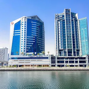 Gulf Court Business Bay דובאי