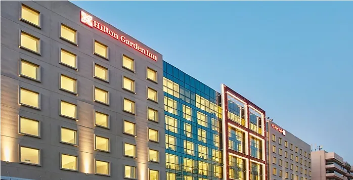 Hilton Garden Inn Dubai, Mall Avenue 4*, Dubai